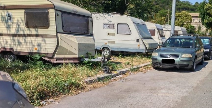 Falchera – Il secondo accesso trasformato in campo rom improvvisato, l’allarme dei residenti