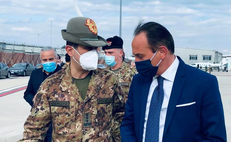 Covid in Piemonte, report Ministero Salute “Basso impatto sugli ospedali”. Il generale Figliuolo a Torino