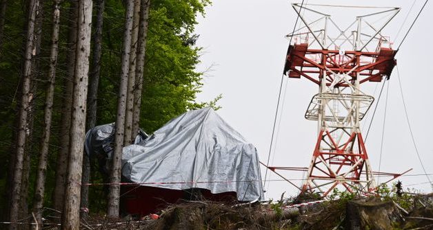 Strage funivia – Il caposervizio Tadini agli arresti domiciliari, la decisione del gip