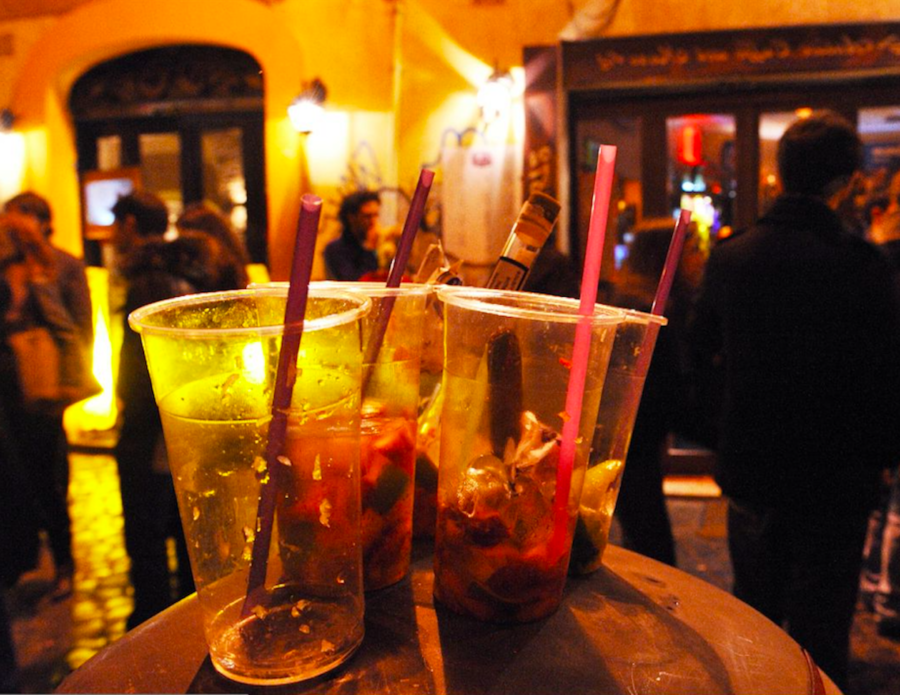 Toino – Controlli Covid nel week and: pub resta aperto oltre l’orario, locale chiuso