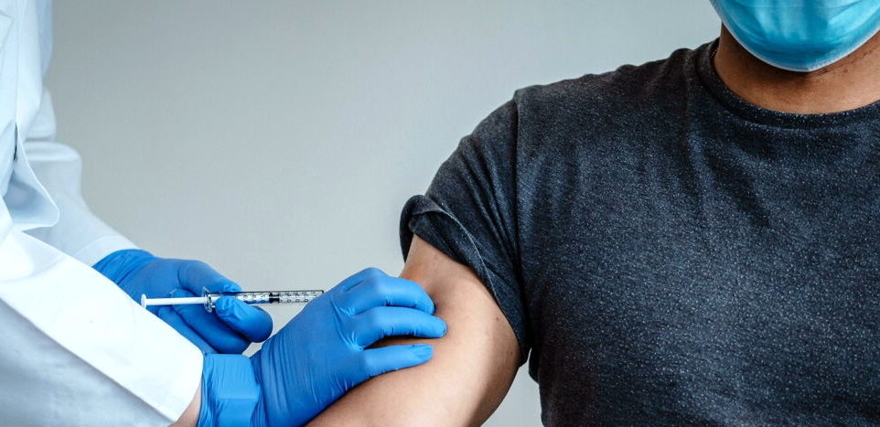 Piemonte – Vaccini aperti a tutte le età questo week end: dai 18 anni in su all’Open Hub del Valentino