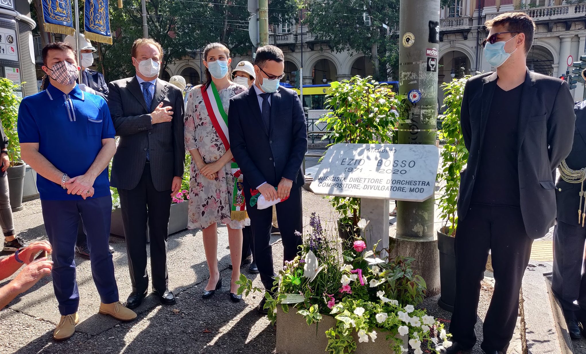 Torino – Intitolato al grande musicista Ezio Bosso il giardino di piazza Statuto “Ci ha insegnato che la vita è meravigliosa”