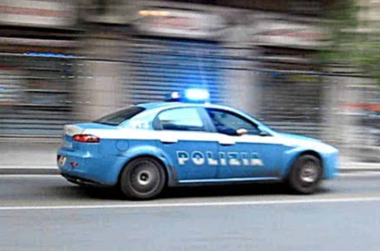Follia a Torino – La accoltella in strada perché il suo cane abbaia troppo: grave una donna