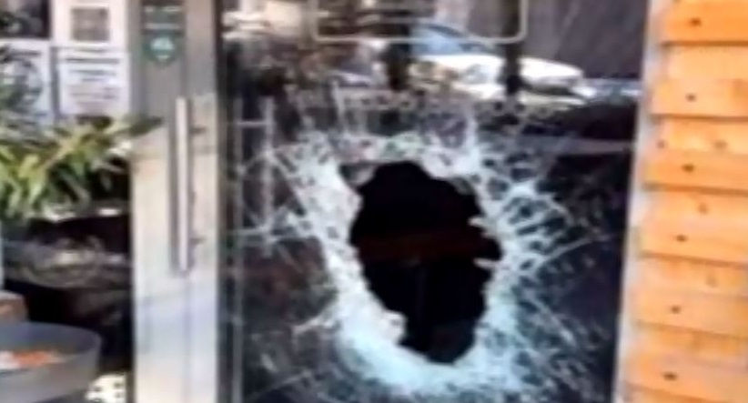 Torino – Spaccata in pizzeria nella notte: portano via la cassa, inseguimento e arresti