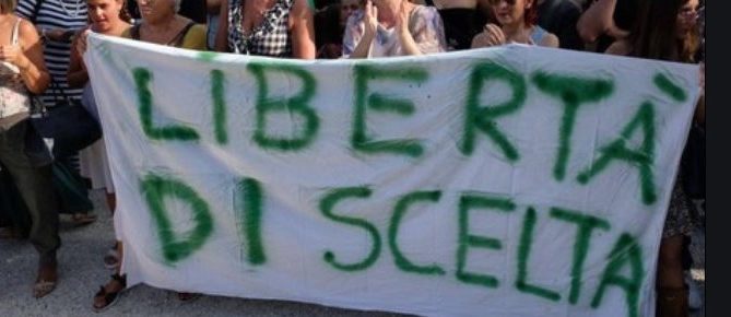 No Green Passa a Torino – In 5mila alla manifestazione in città “No dittatura sanitaria”