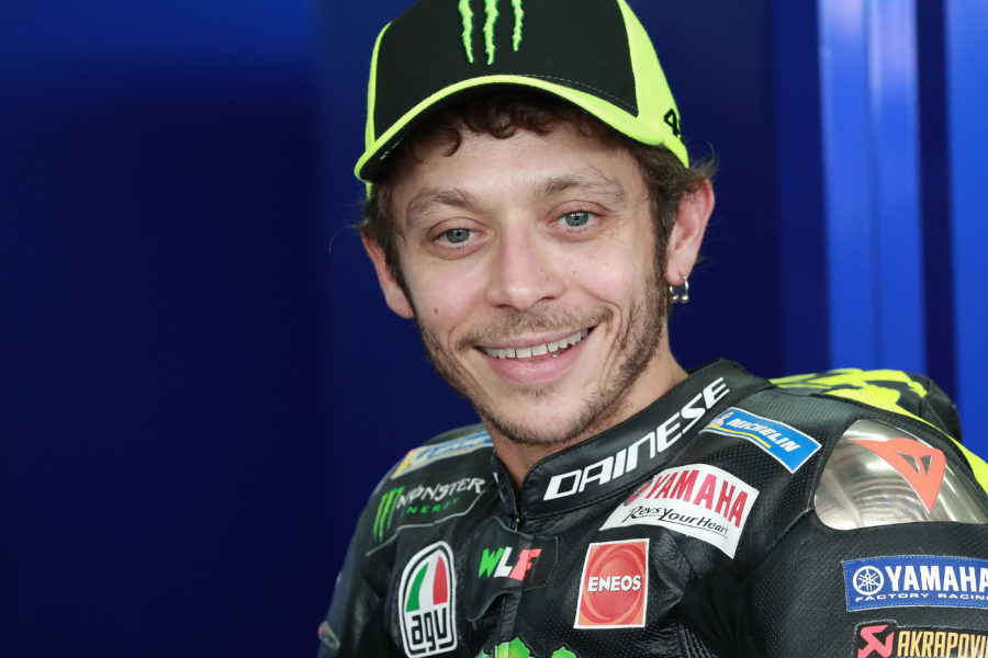 E’ ufficiale – Valentino Rossi si ritira: il Campione lascia il motociclismo