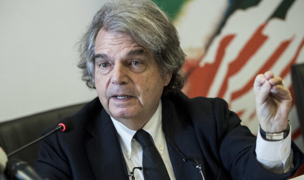 Addio smart working per i dipendenti pubblici – Si torna in presenza in ufficio