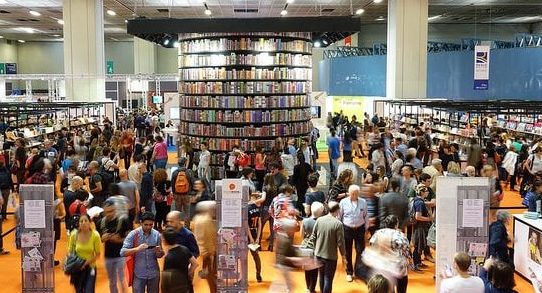 Torino – Tutto è pronto per il Salone del Libro “Sarà il più ricco di sempre”. Houellebecq fra le stelle della kermesse