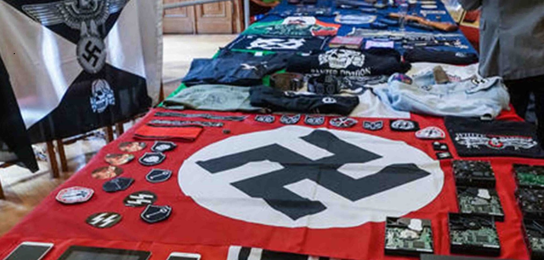 Torino – Gruppo paramilitare armato neo-nazi preparava “azioni eclatanti”: 2 torinesi indagati