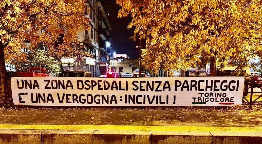 Torino – Pedonalizzazione di piazza Carducci, i residenti protestano duramente: “E’ un progetto incivile”