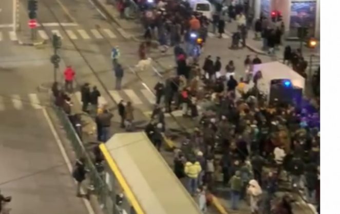 Torino – “Corso Giulio Cesare fuori controllo. Antagonisti invadono la strada”