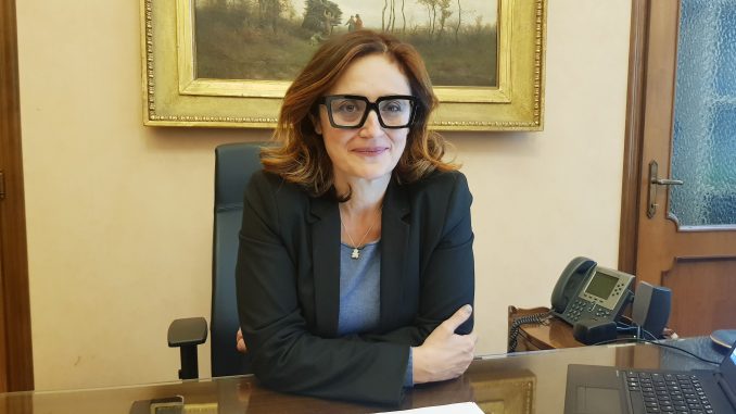 Torino – Rosa Iovinella è la prima donna nella storia a ricoprire la carica di  Segretaria Generale del Comune