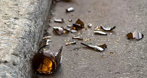 Torino – Sfregiato al volto davanti alla scuola elementare: la furiosa lite fra pusher finisce con un arresto