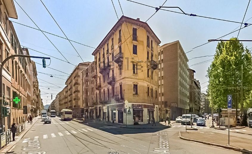 Torino – “Attenzione in via Cibrario!” Banda avvicina passanti e li deruba, scippi a ripetizione