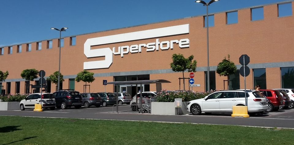 Torino – La battaglia contro Esselunga continua: “Sparirebbe un’aula studio per migliaia di ragazzi”. 8mila firme raccolte