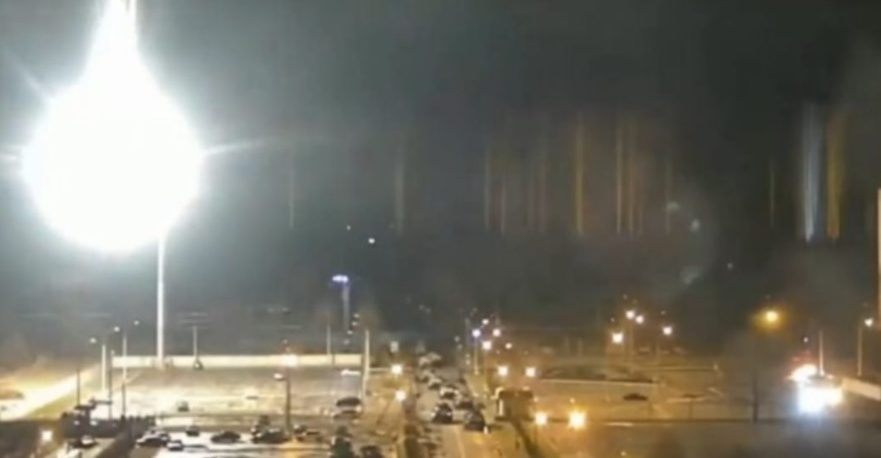 Attacco alla centrale nucleare di Zaporizhzhia, le ultime news sulla battaglia: “Feriti, ma nessun reattore colpito”