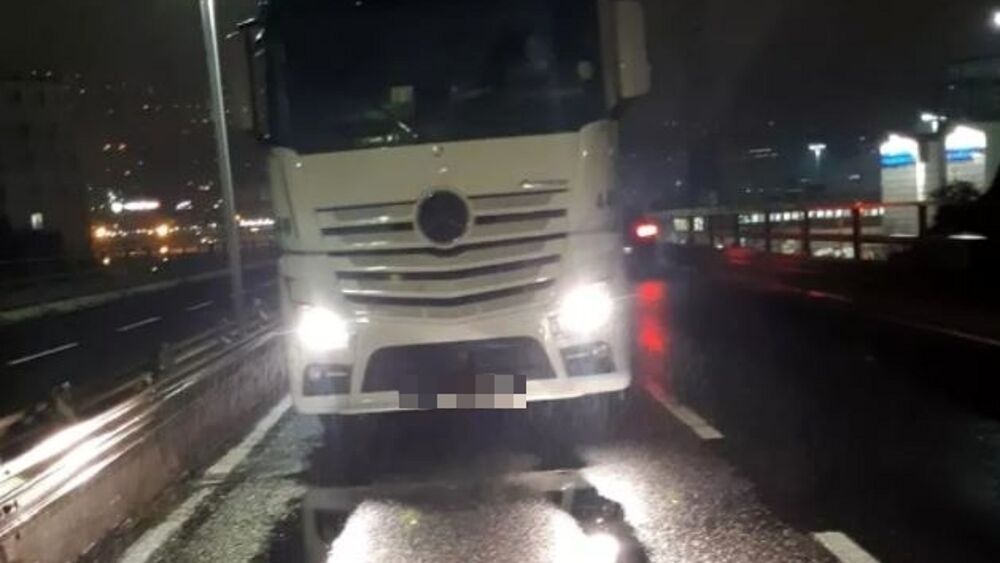 Torino – Sfreccia con l’autocarro contromano in città, poi rifiuta l’alcoltest: per lui 17 verbali per infrazioni