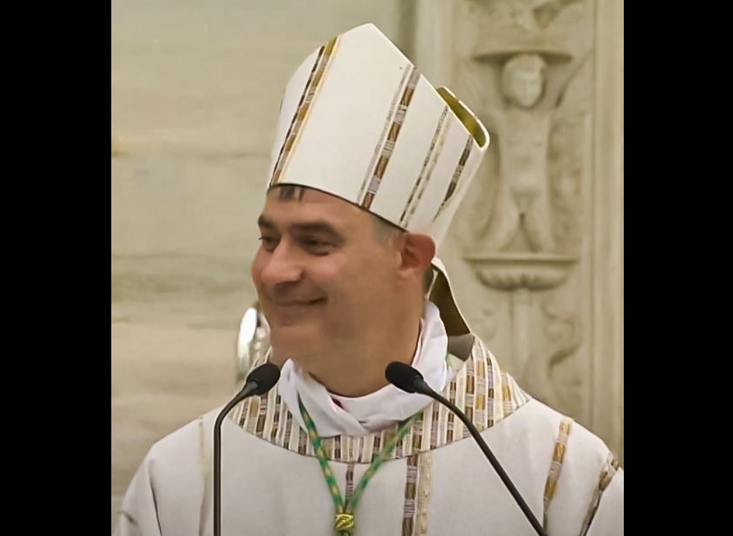 Torino – Si è insediato il nuovo Arcivescovo, dopo Nosiglia: “Non sono un vate, camminerò insieme a Voi”. Le sue parole