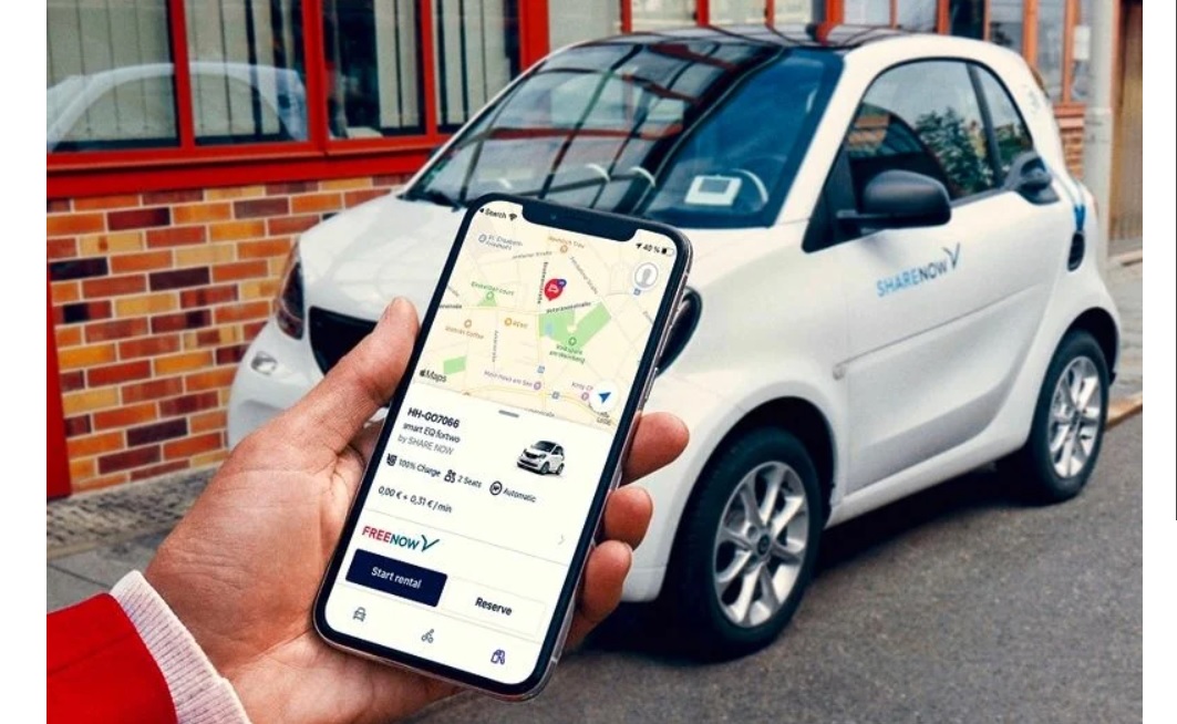 Torino – Stellantis si rafforza nel car sharing: joint venture con Mercedes e Bmw