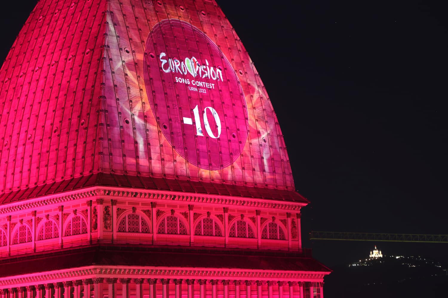 Torino: -10 all’Eurovision e la Mole si illumina con il countdown