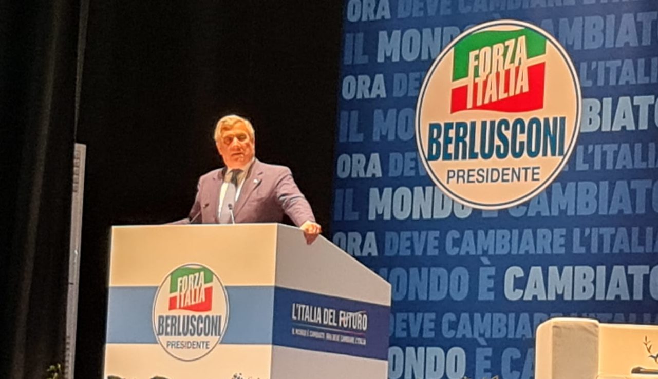 Ad Alessandria ospite Silvio Berlusconi: i canavesani all’appuntamento con “L’Italia del Futuro” FOTO