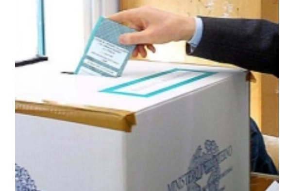 Voto a Torino – E’ fuga dei presidenti di seggio: sostituiti a centinaia. ‘Fugge’ anche la metà degli scrutatori