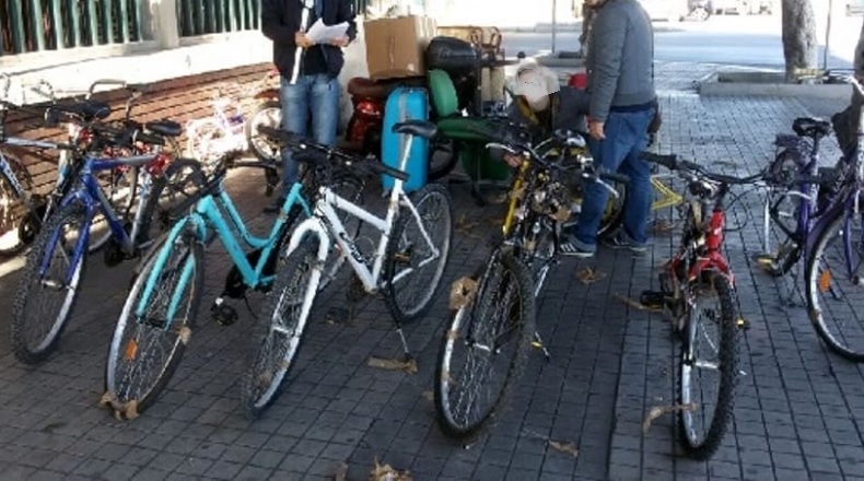 Torino – Il bel gesto della Polizia Locale: recupera 17 biciclette sequestrate e le dona ad un’Associazione