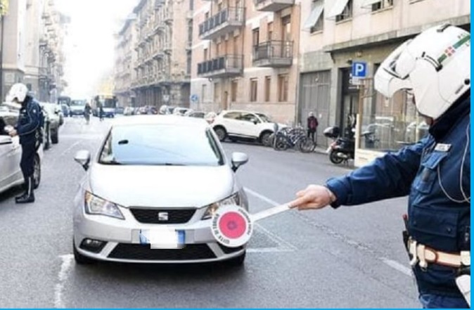 Torino – Da oggi auto vietate davanti alle scuole: al via le iniziative di mobilità sostenibile. Info utili