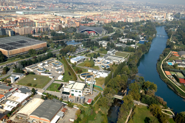 A Torino al via il Festival dell’Acqua, è il più importante evento in Italia sul tema – La Mole e i ponti si colorano d’azzurro