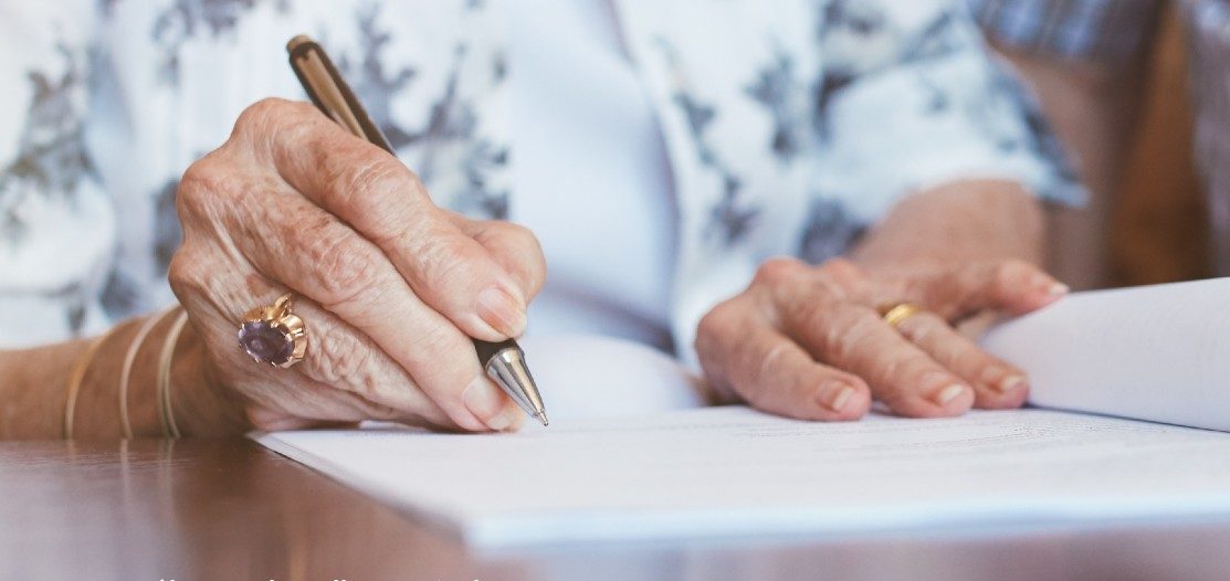 Torino – Nonnina benefattrice della città: lascia 2milioni di eredità al Comune: “Per il bene pubblico e per aiutare gli animali”