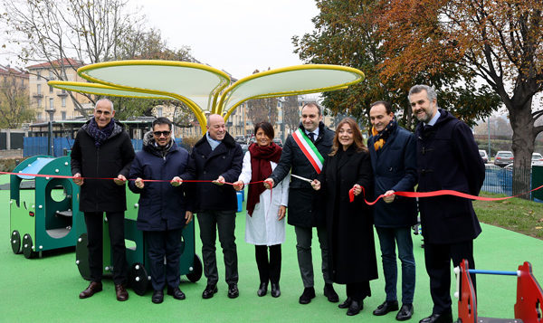 Torino – Più verde per i bimbi e il quartiere, di fronte all’ospedale Regina Margherita: nasce “Il Giardino del Sole”, con giochi e area relax