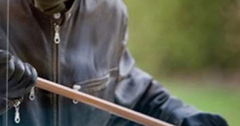 Torino –  Tentato omicidio a San Salvario: prende a bastonate clienti di un locale. Rumeno arrestato