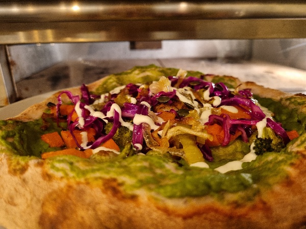 A Torino arriva la prima ‘pizza circolare’ in Italia. “E’ la prima pizza intelligente”. Ecco di cosa si tratta