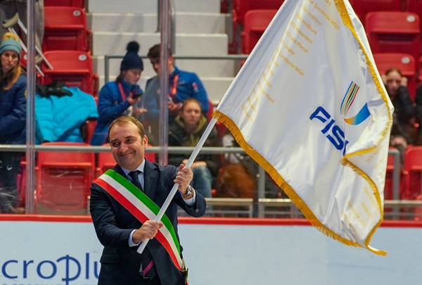 Torino – L’Universiade torna a casa, nella città della Mole. Oggi il passaggio ufficiale della bandiera a LakePlacid
