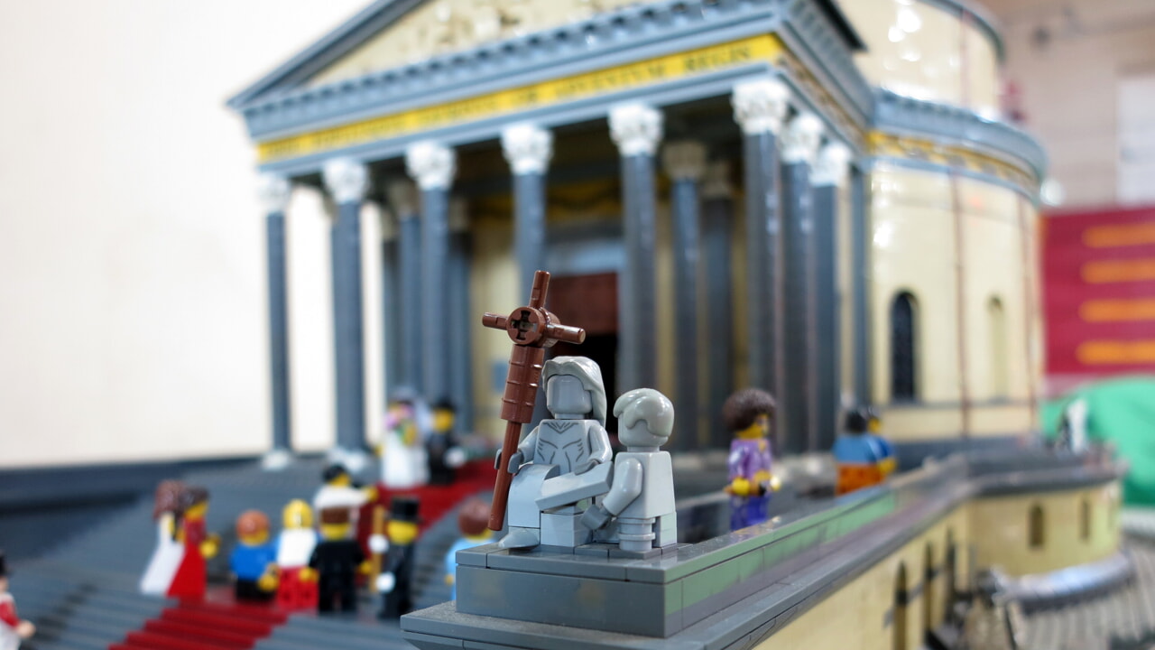 Torino – I mattoncini Lego spopolano in città, incredibili costruzioni a ‘Brick Art’. L’appuntamento