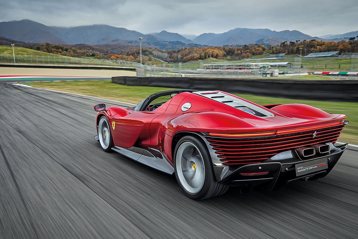 Ferrari verso il miliardo di utile nel 2023 – Sarà un anno record