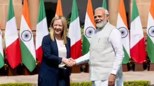 L’Italia abbraccia l’India: ora il nostro Paese è più lontano dalla Cina. L’analisi