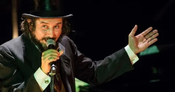 Torino – Concerto di Capossela gratis il 25 Aprile, ma i biglietti non si trovano. La denuncia di un cittadino