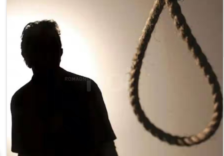 Piemonte – Si appende un cappio al collo e tenta il suicidio sul balcone: salvata all’ultimo dai carabinieri