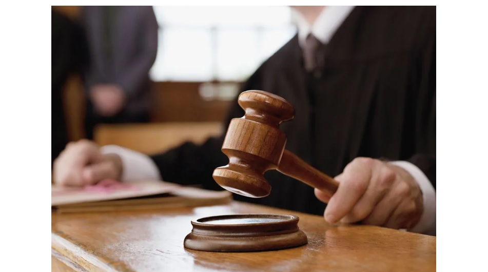 Torino – Bufera sulla sentenza: Rom picchiavano figli: assolti perché “nei campi nomadi c’è’ violenza”