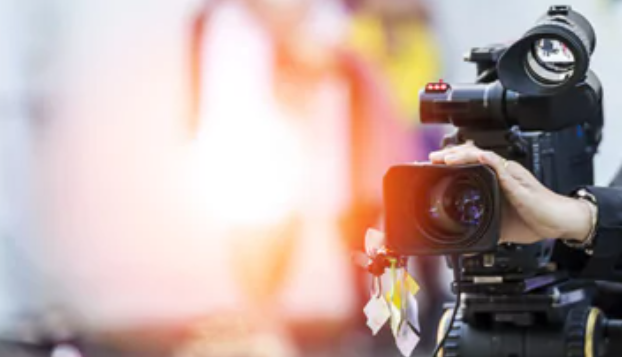 A Torino si gira il nuovo video dei Pinguini Tattici Nucleari: si cercano comparse e figure per diversi ruoli INFO