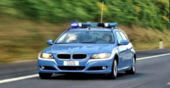 Torino – Folle pirata della strada, causa incidenti a ripetizione: fermato dopo 50 km di inseguimento