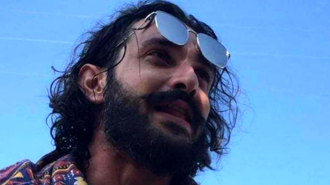 Torino – Volante della polizia travolge e uccide ciclista di 33 anni: “Non avevano la sirena e andavano troppo veloce”