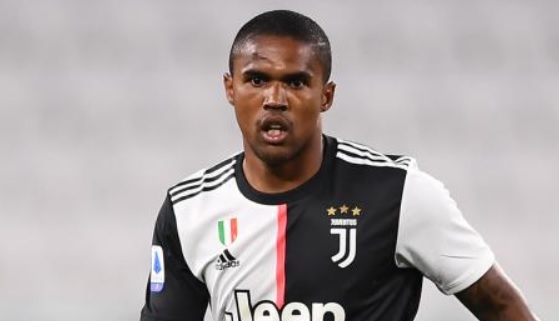 L’ex Juve Douglas Costa nei guai: per lui un mandato d’arresto. Ecco cosa rischia