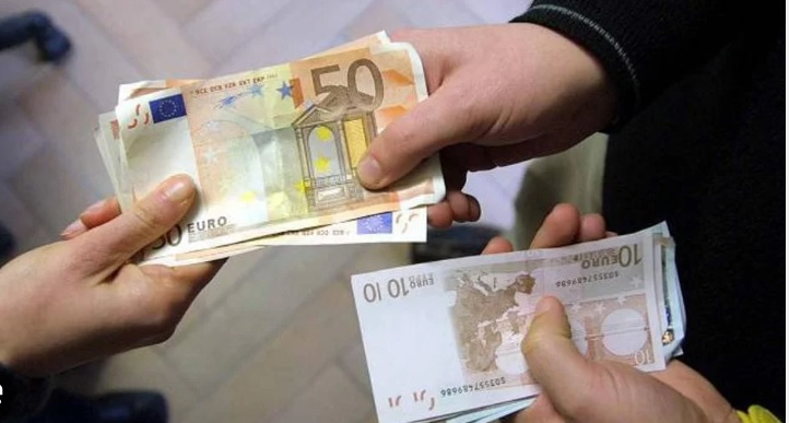 Torino – Usurai prestavano soldi a imprenditori in difficoltà: tassi fino al 100%. Due arresti