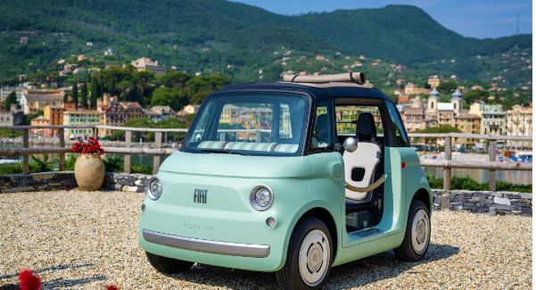 A Torino arrivano la mitica Fiat Topolino e la nuova ‘600’ versione elettrica – La presentazione di Stellantis