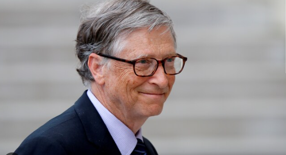 Bill Gates parla dell’Intelligenza Artificiale: “Trasformerà Google e Amazon, ecco come cambierà l’umanità”