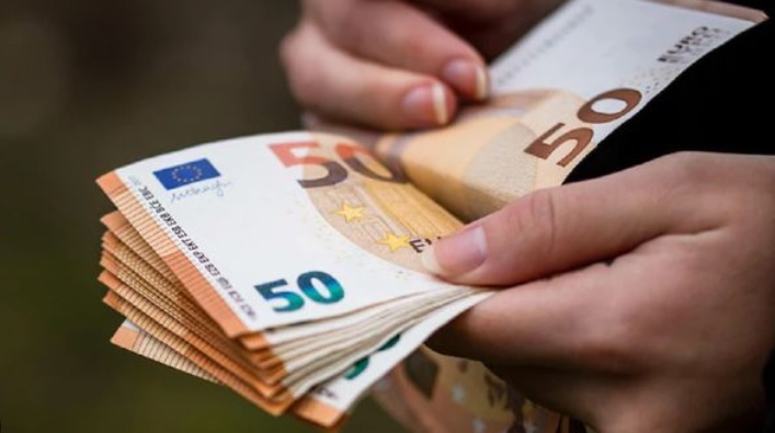 Nuovo tetto al contante e imposta di bollo. Ecco cosa cambia in Italia: le novità