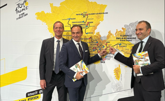 Piemonte – Cirio e Lo Russo a Parigi celebrano l’arrivo del Tour de France a Torino: “Grande entusiasmo per l’evento internazionale”