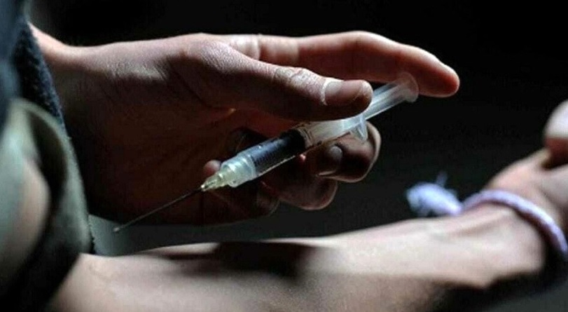 Torino – Si ‘bucano’ in piena via Garibaldi. Tronzano: “Torino non può tollerare questo degrado”